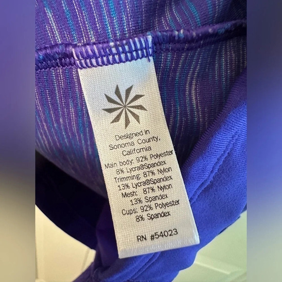 EUC ATHLETA Retro Purple Racerback Tank Back Pockets Built In Bra Padding Small - Picture 7 of 8